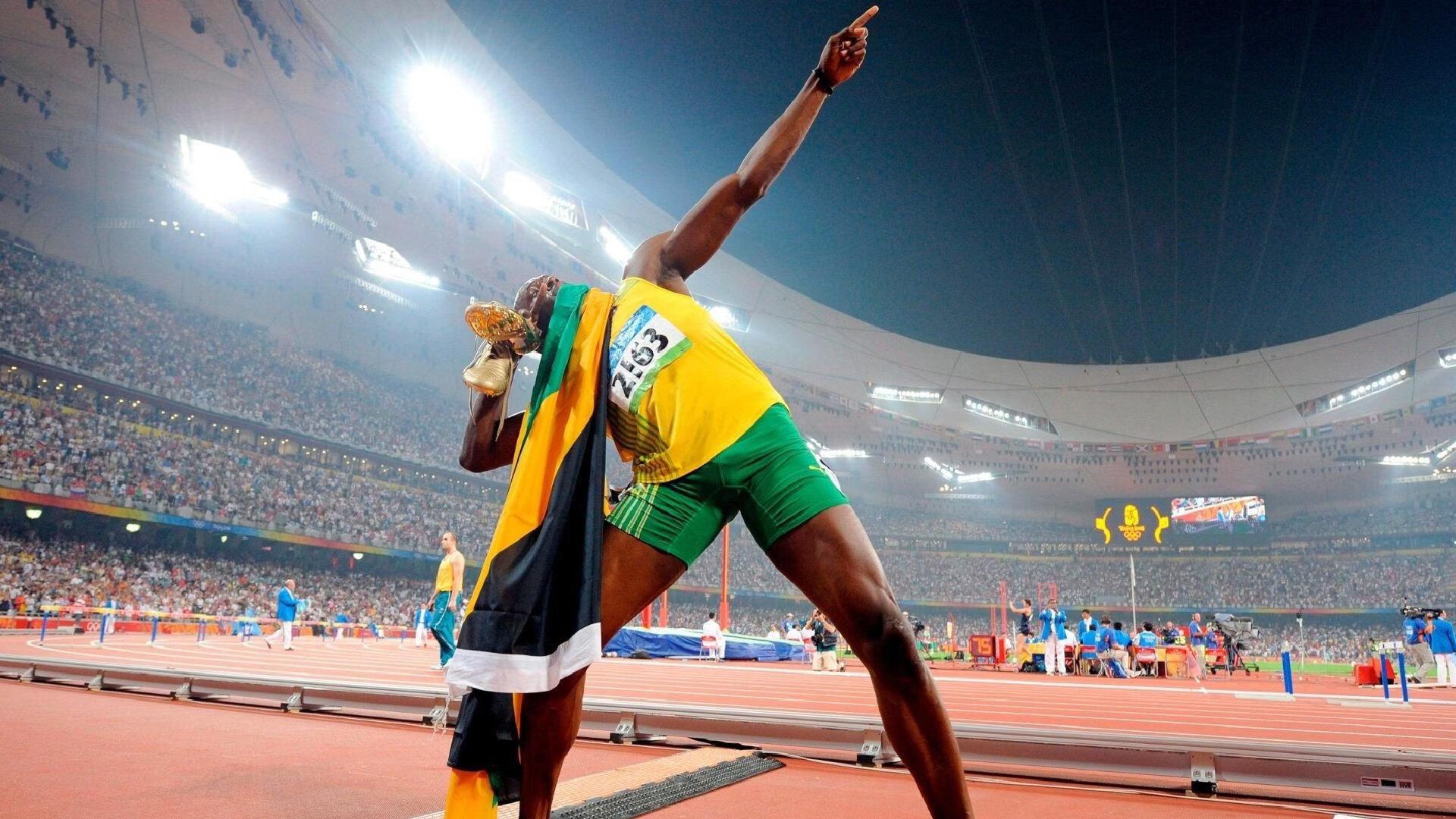 雷霆新星连线引爆全场，霍姆格伦空接暴扣锁定赛季最佳镜头